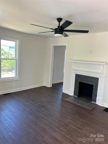 219 W Highland Avenue Elkin NC 28621