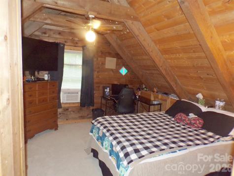 216 Paradise Road Hendersonville NC 28792