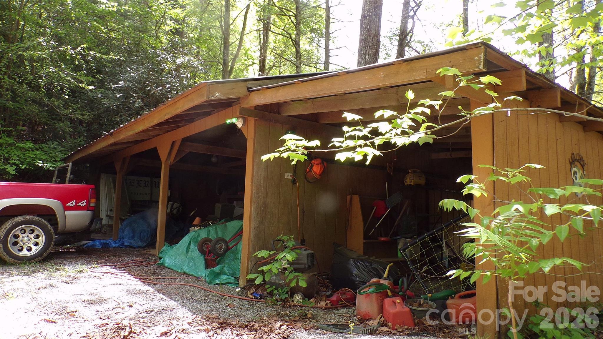 216 Paradise Road Hendersonville NC 28792