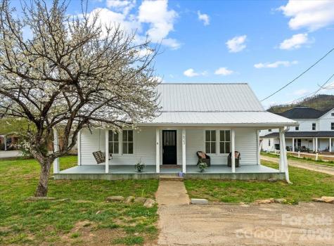 1623 Barnardsville Highway Barnardsville NC 28709