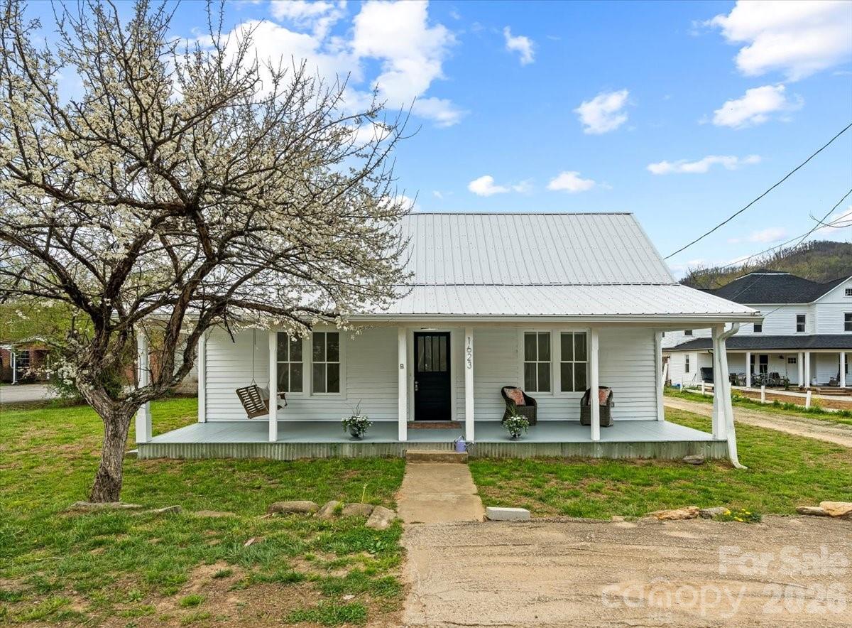 1623 Barnardsville Highway Barnardsville NC 28709