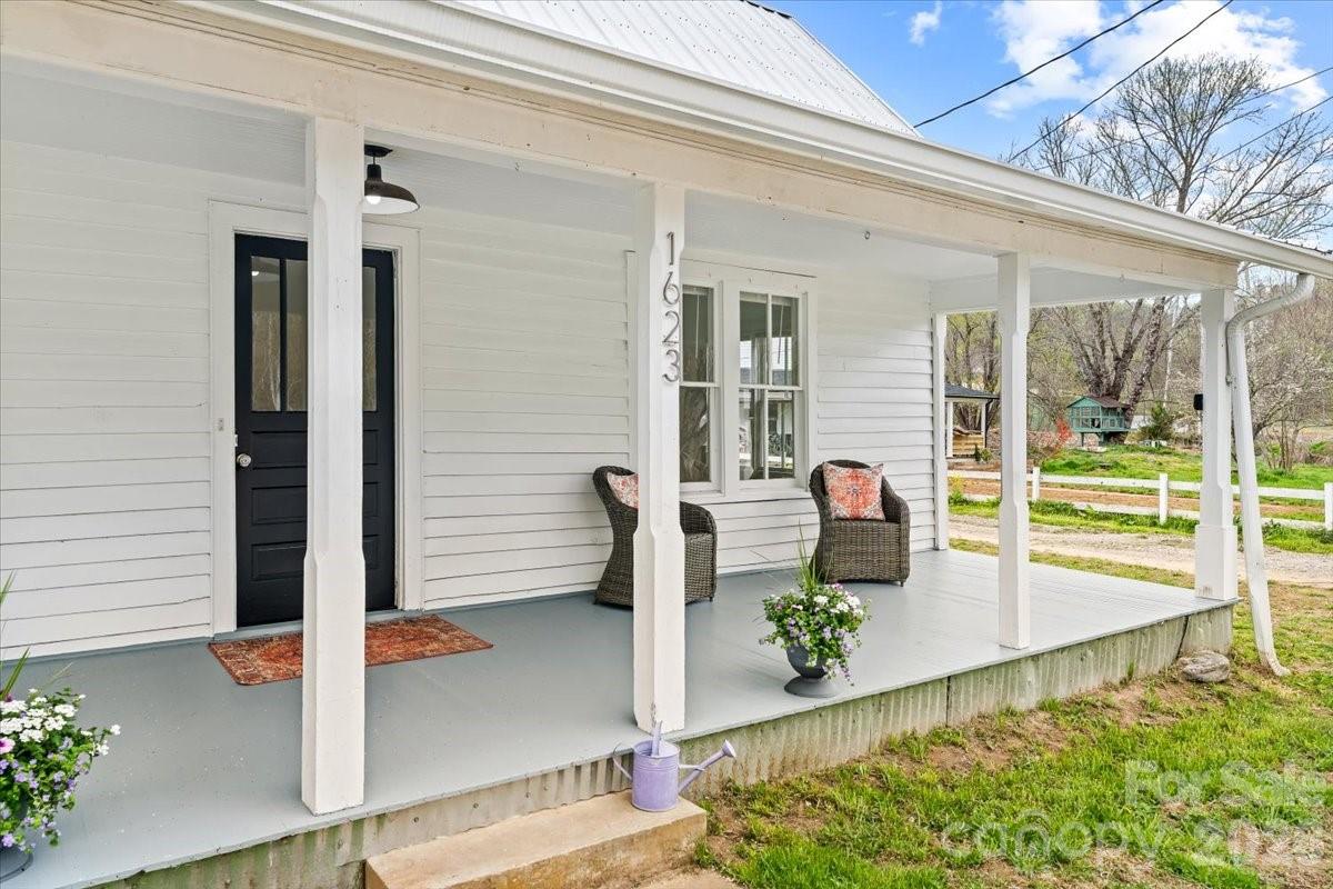1623 Barnardsville Highway Barnardsville NC 28709