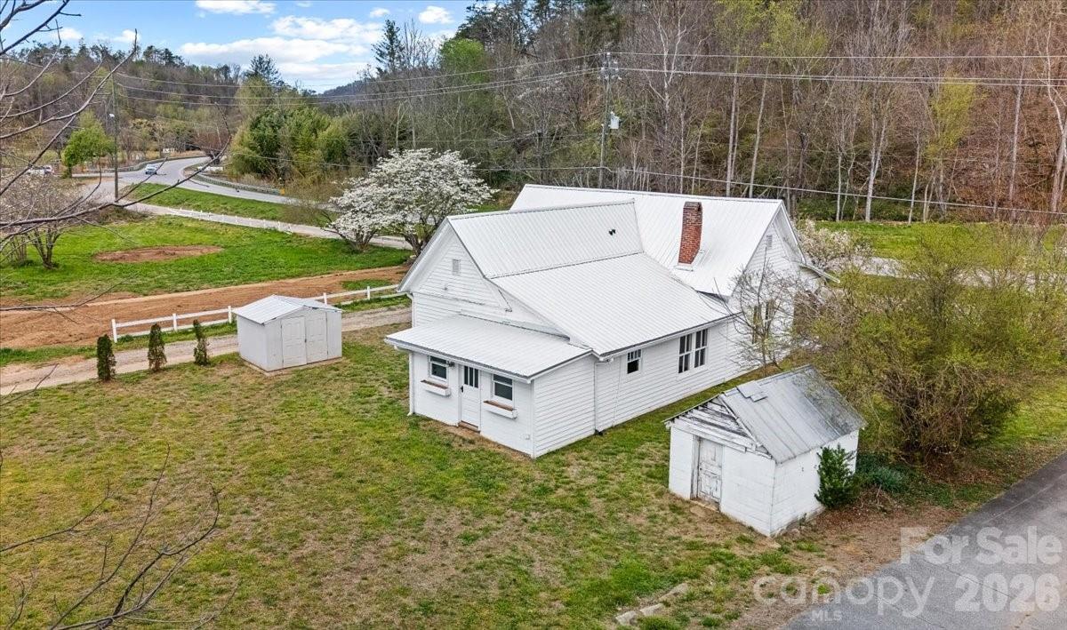1623 Barnardsville Highway Barnardsville NC 28709