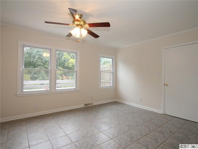 135 Wyanoke Avenue Charlotte NC 28205
