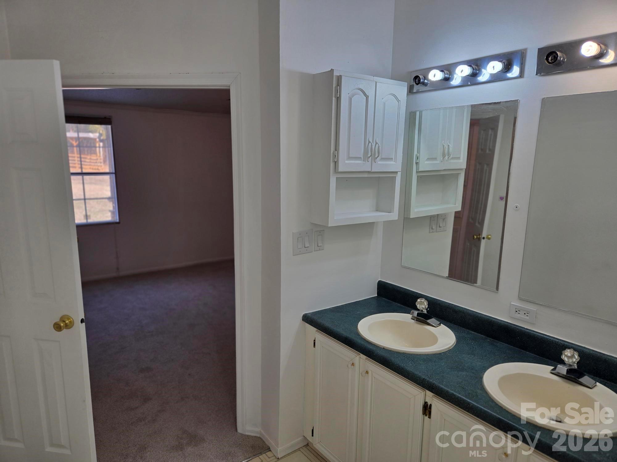 1718 Measmer Street Kannapolis NC 28081