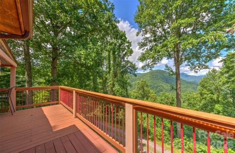 612 Whispering Winds Road Waynesville NC 28785