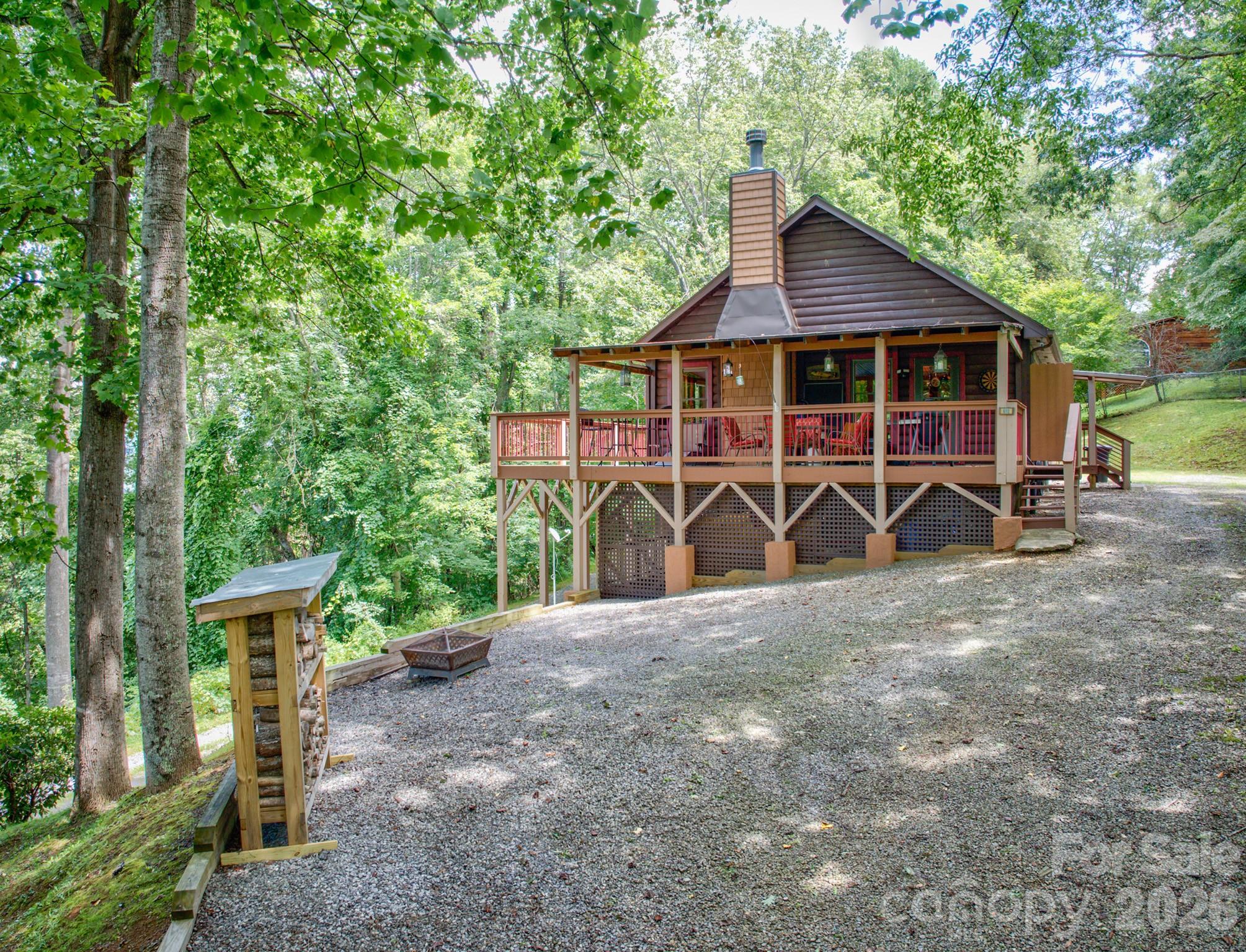 612 Whispering Winds Road Waynesville NC 28785