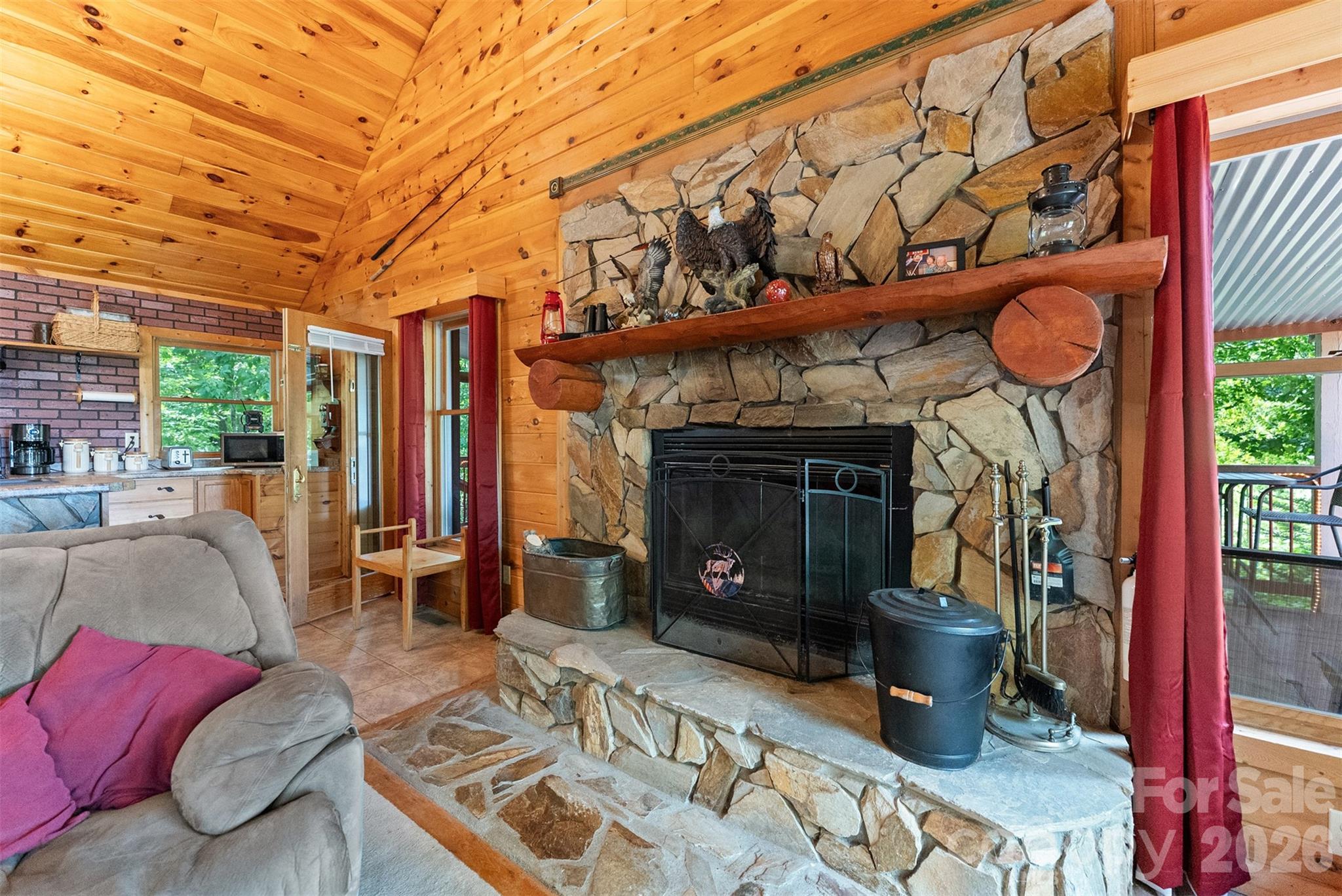 612 Whispering Winds Road Waynesville NC 28785