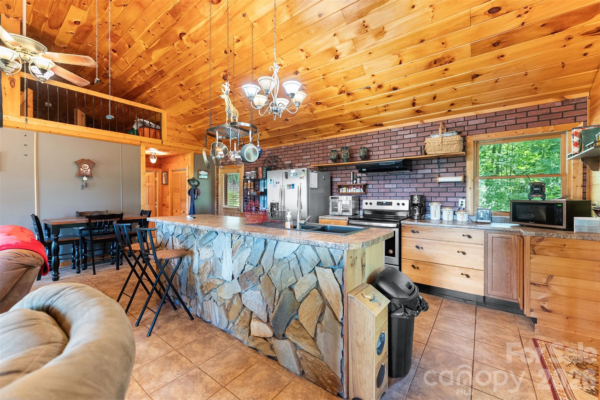612 Whispering Winds Road Waynesville NC 28785