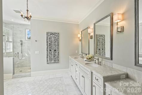 1136 Queens Road Charlotte NC 28207