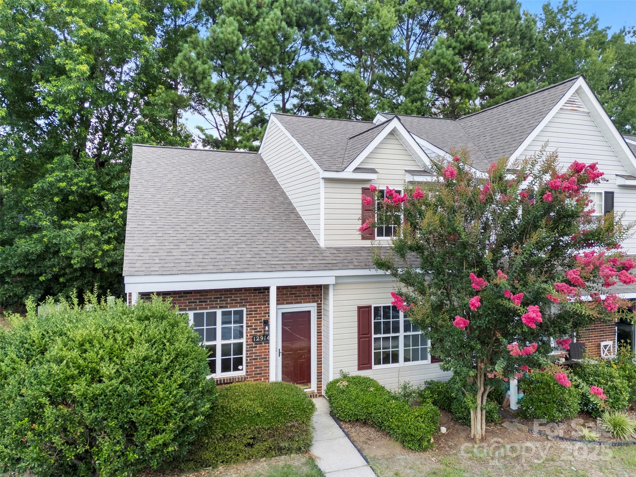 12914 Sickles Drive Charlotte NC 28273