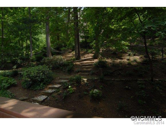 30 Griffing Circle Asheville NC 28804