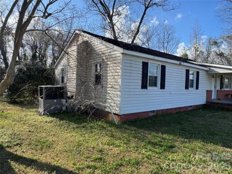 1097 Joe Brown Highway N Chadbourn NC 28431