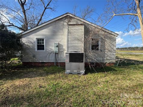 1097 Joe Brown Highway N Chadbourn NC 28431