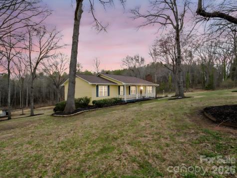 315 Walker Store Road Ellenboro NC 28040