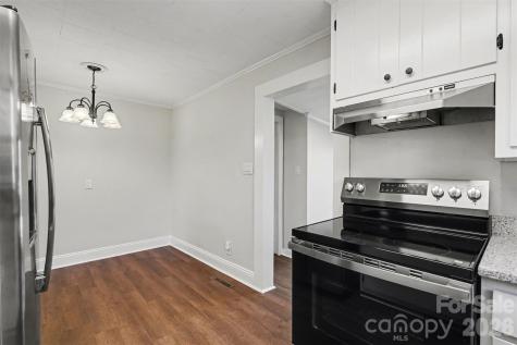 2407 4th Street NE Hickory NC 28601