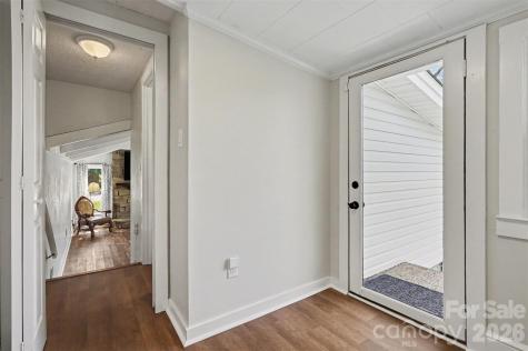 2407 4th Street NE Hickory NC 28601