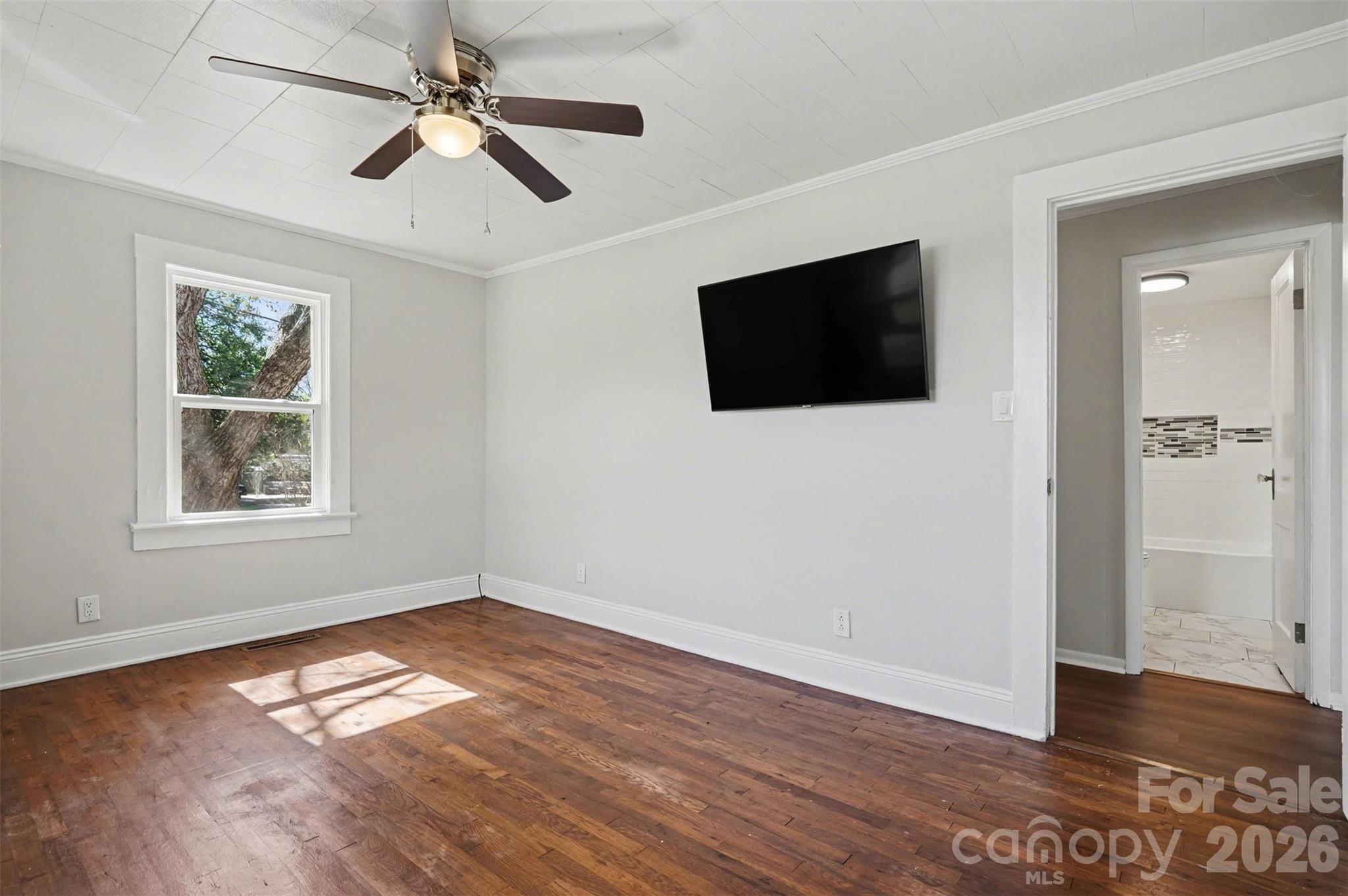 2407 4th Street NE Hickory NC 28601