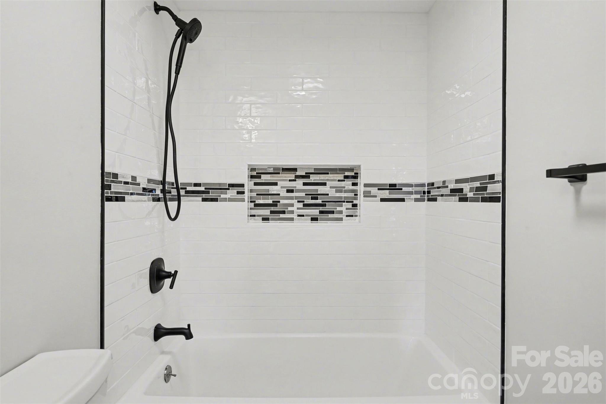 2407 4th Street NE Hickory NC 28601