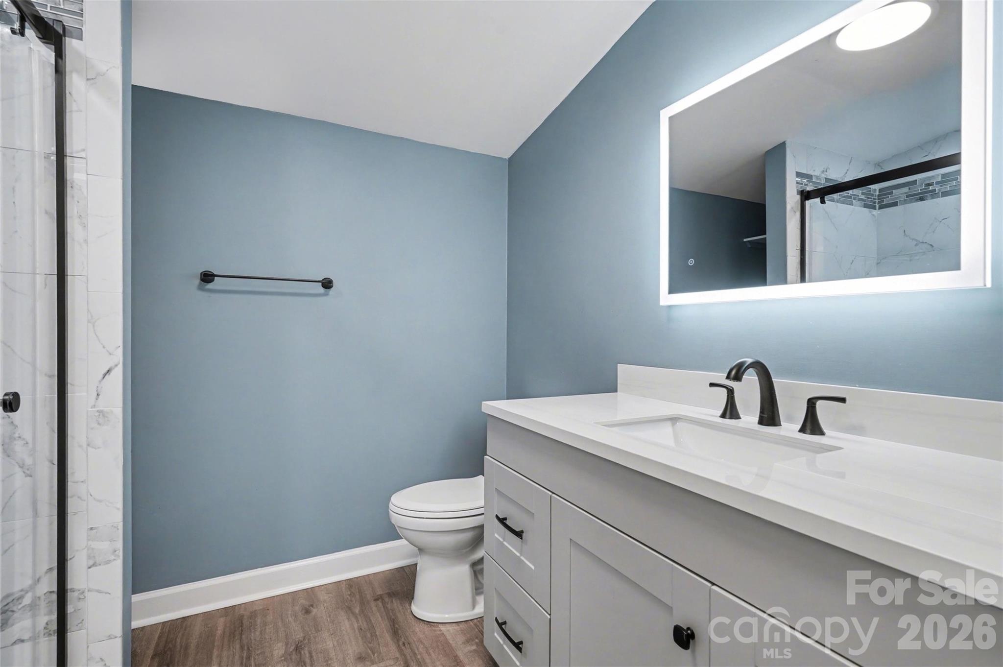 2407 4th Street NE Hickory NC 28601