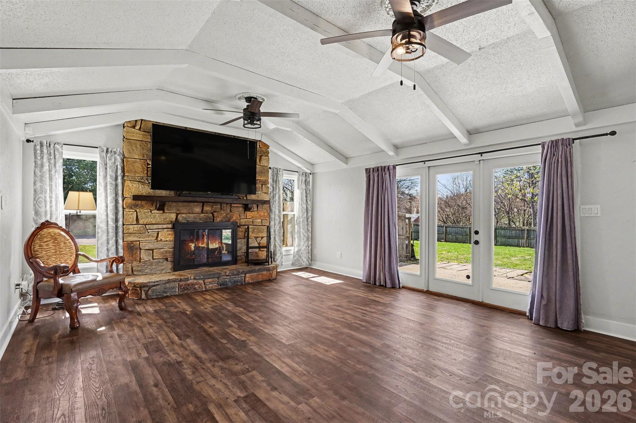2407 4th Street NE Hickory NC 28601