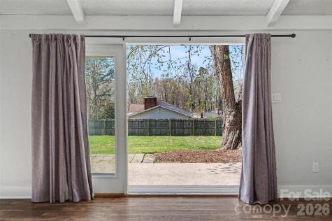 2407 4th Street NE Hickory NC 28601