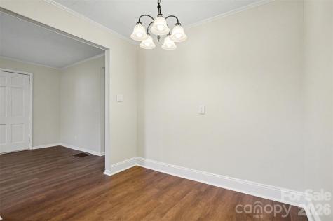 2407 4th Street NE Hickory NC 28601