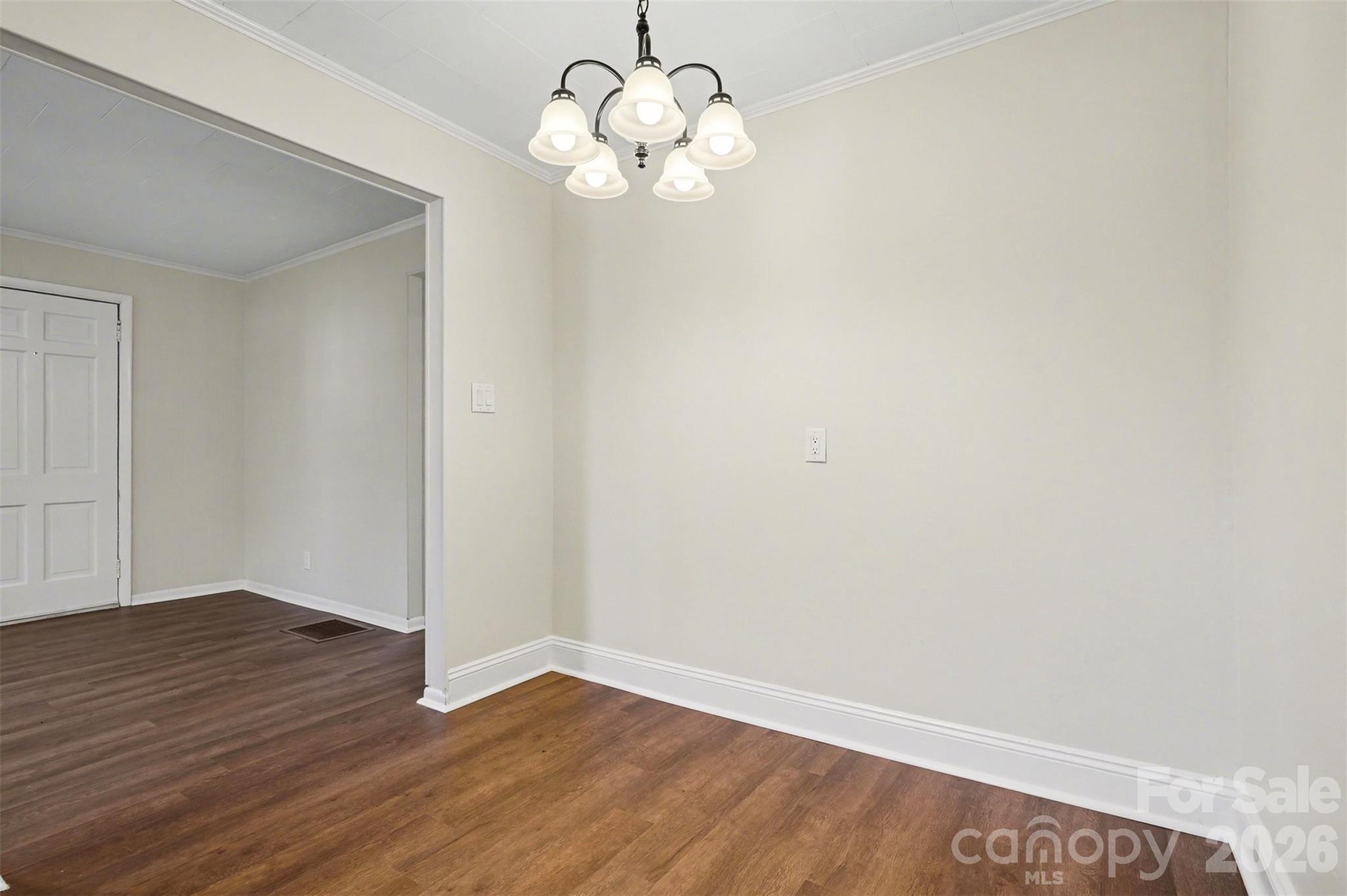 2407 4th Street NE Hickory NC 28601