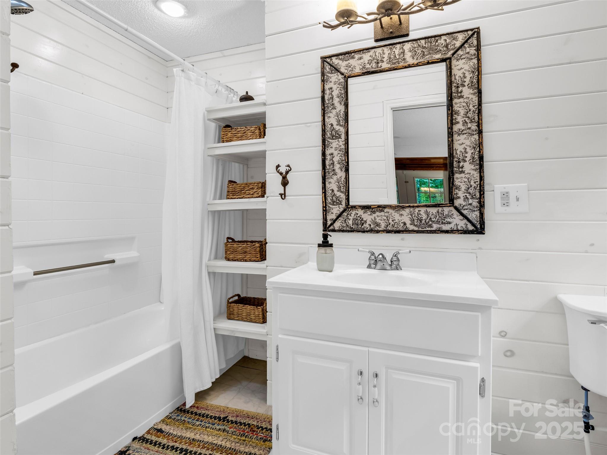 116 Chalet Road Lake Lure NC 28746