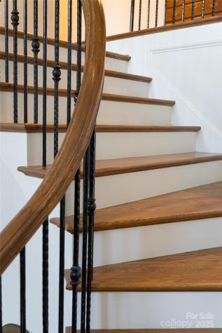 53 Cedar Hill Drive Asheville NC 28803