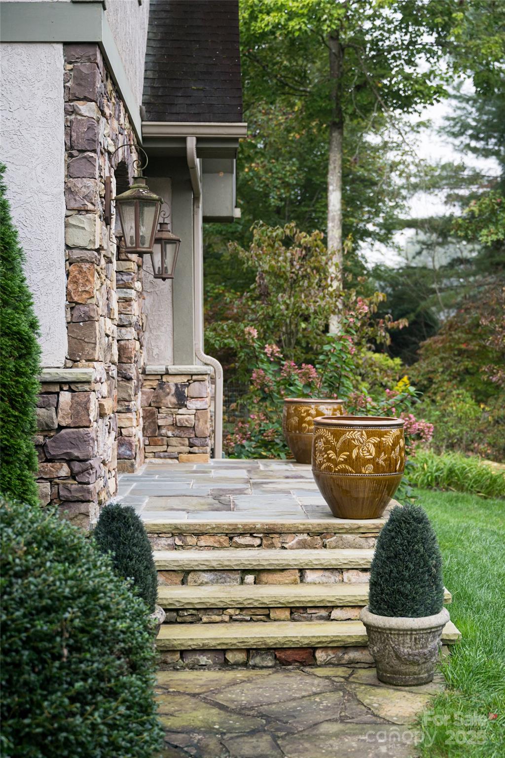 53 Cedar Hill Drive Asheville NC 28803