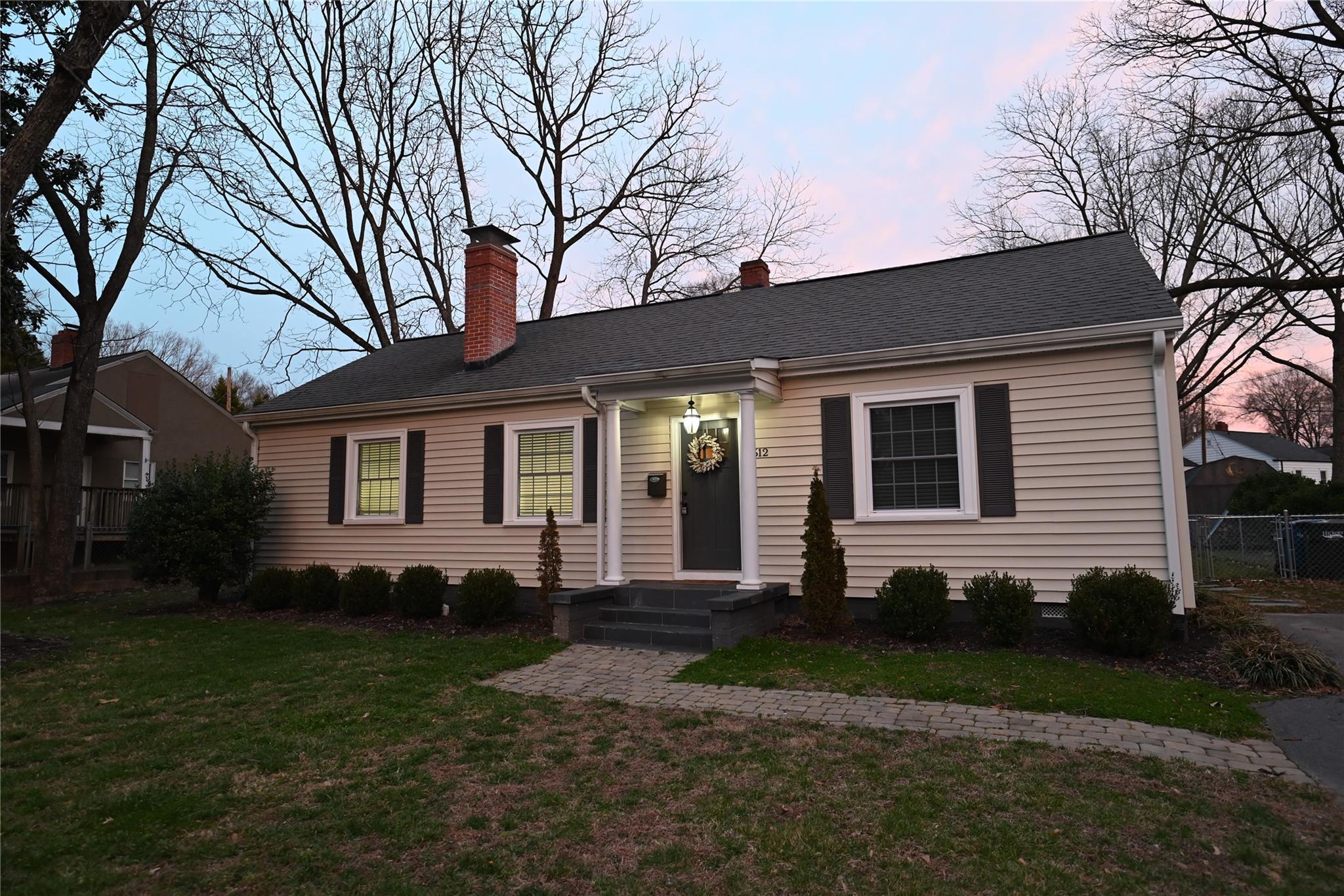 612 9th Street NW Hickory NC 28601