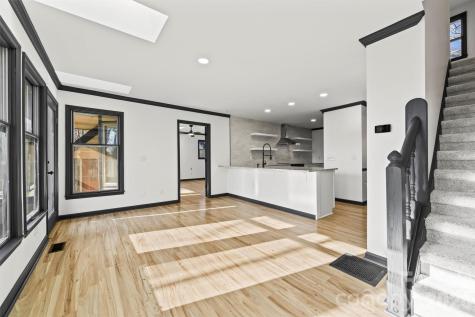 8 Indian Ridge Road Asheville NC 28803