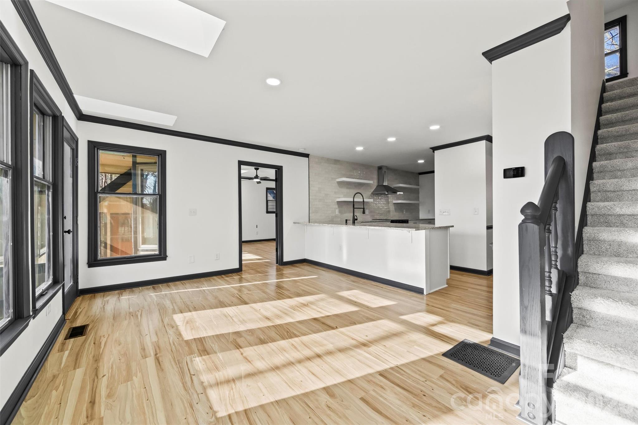 8 Indian Ridge Road Asheville NC 28803