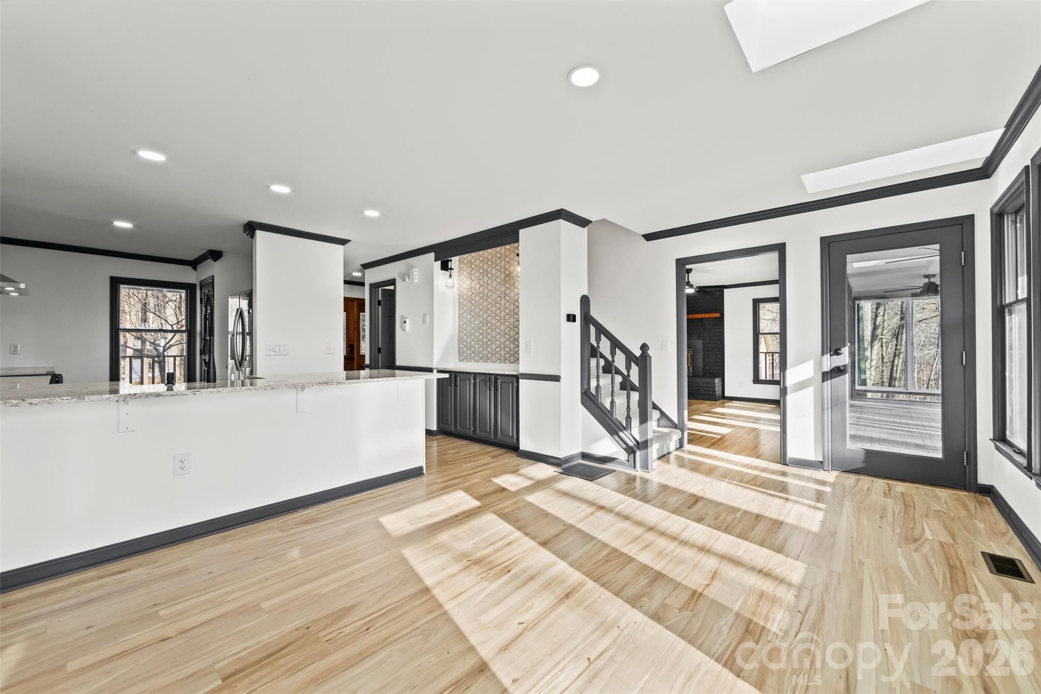 8 Indian Ridge Road Asheville NC 28803