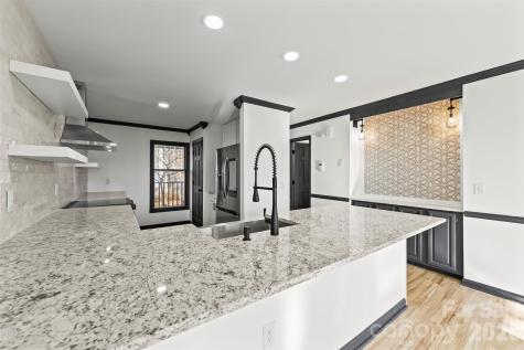 8 Indian Ridge Road Asheville NC 28803