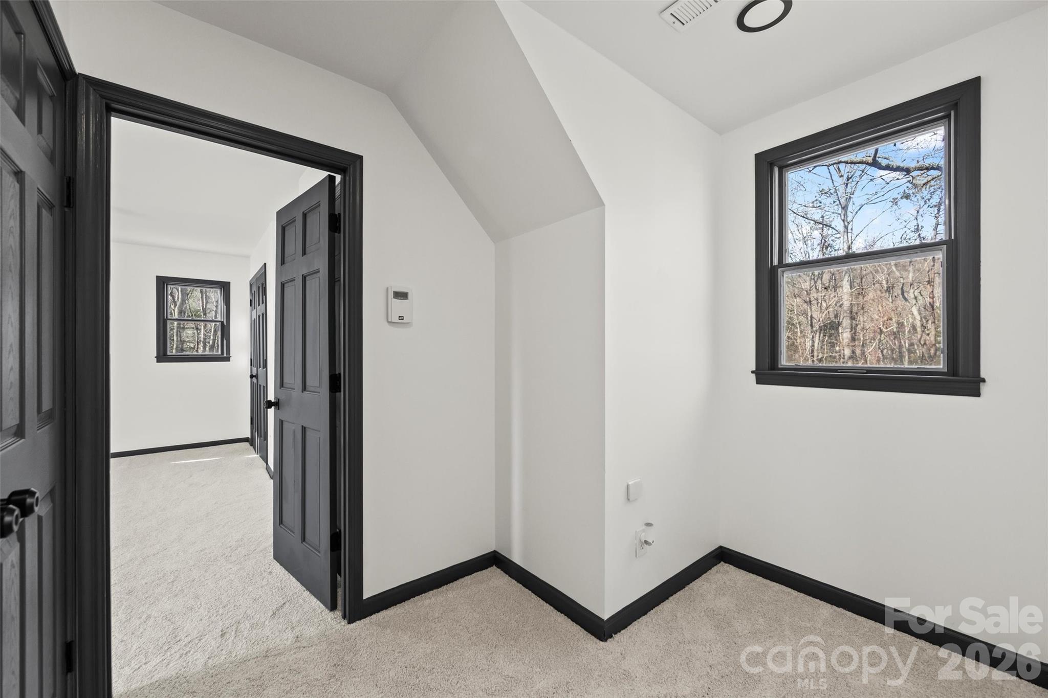 8 Indian Ridge Road Asheville NC 28803