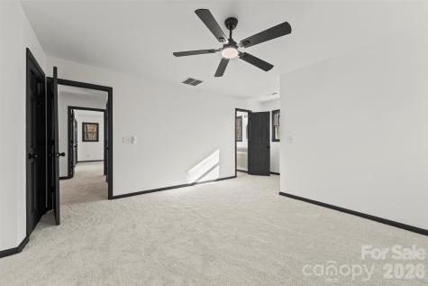 8 Indian Ridge Road Asheville NC 28803