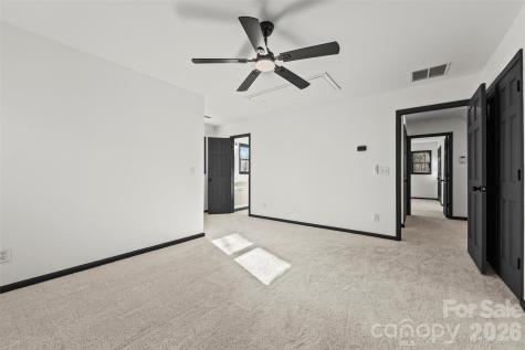 8 Indian Ridge Road Asheville NC 28803