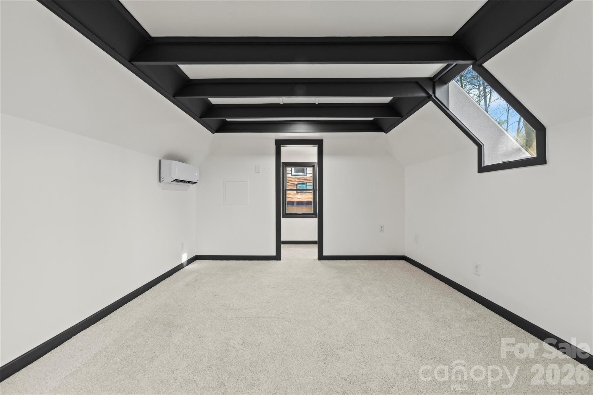 8 Indian Ridge Road Asheville NC 28803