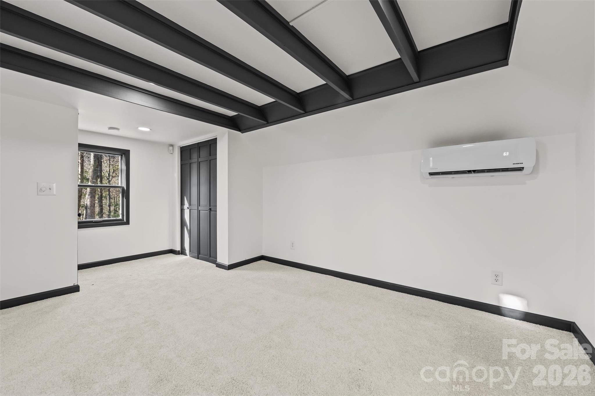 8 Indian Ridge Road Asheville NC 28803