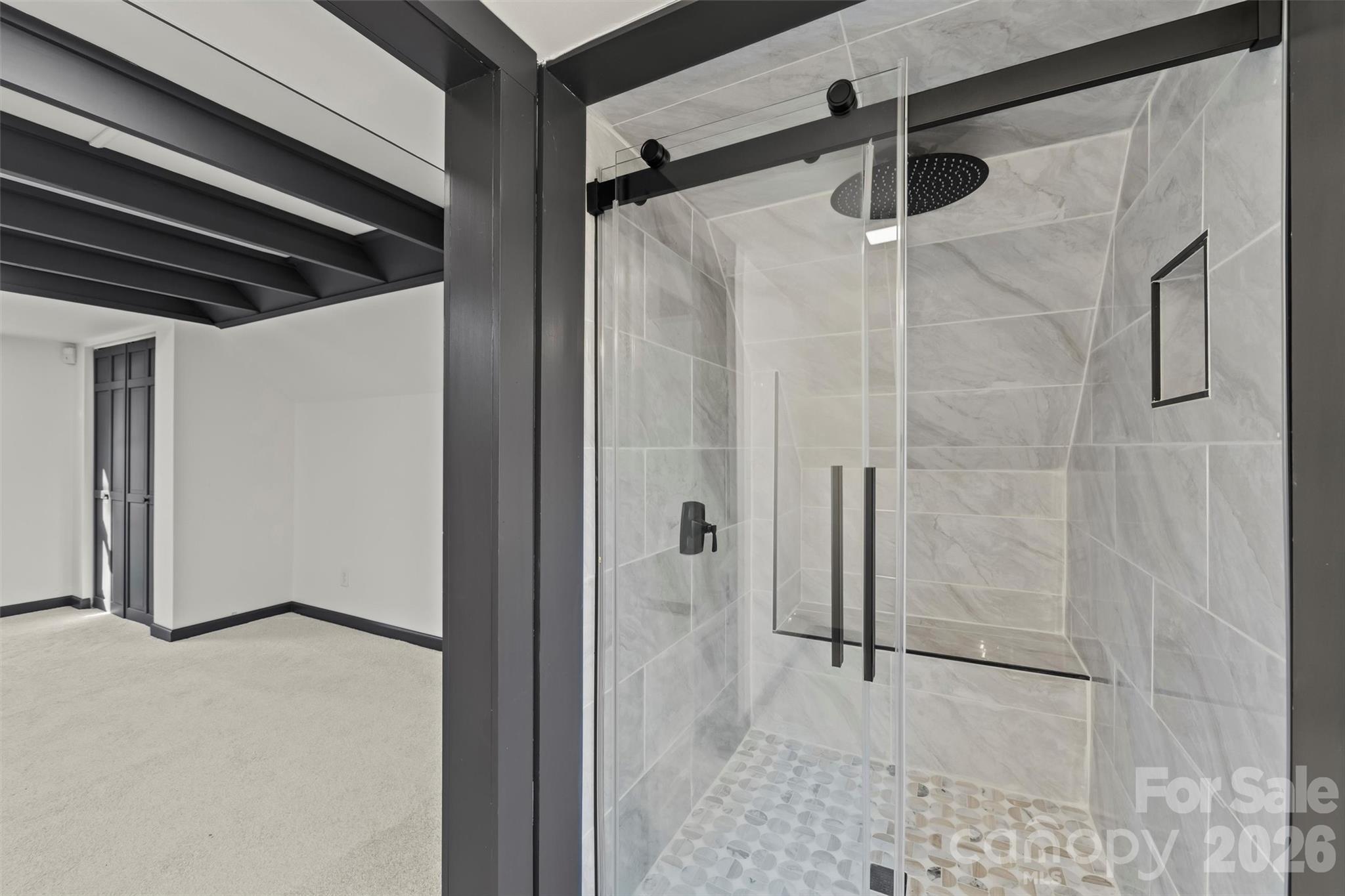 8 Indian Ridge Road Asheville NC 28803