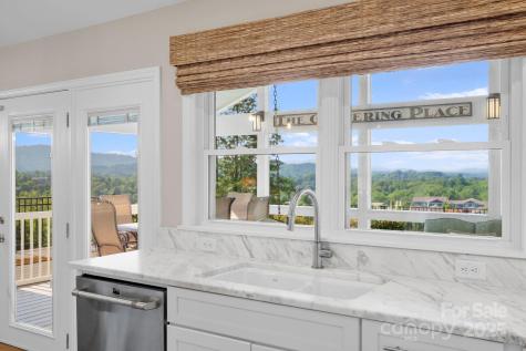 10 Audubon Drive Asheville NC 28804