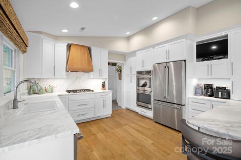 10 Audubon Drive Asheville NC 28804