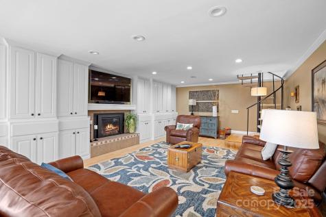 10 Audubon Drive Asheville NC 28804