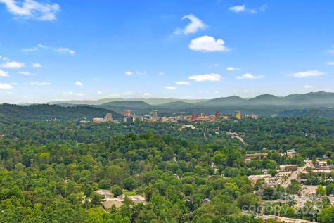 10 Audubon Drive Asheville NC 28804