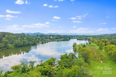 10 Audubon Drive Asheville NC 28804