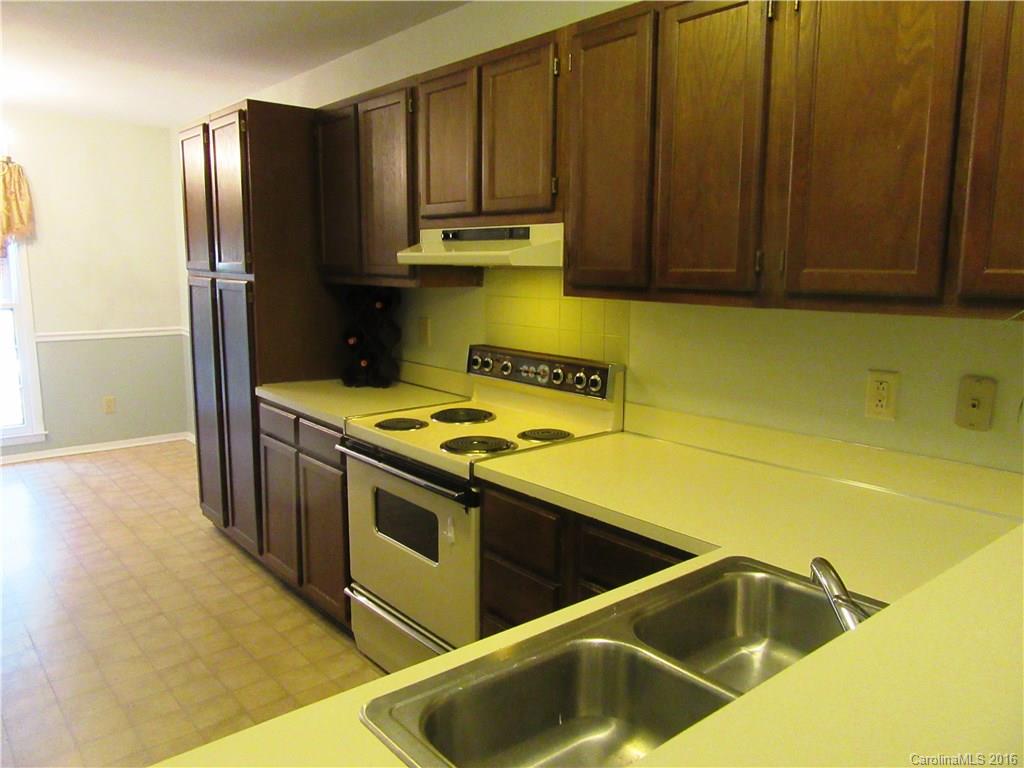 9020 Nolley Court Charlotte NC 28270