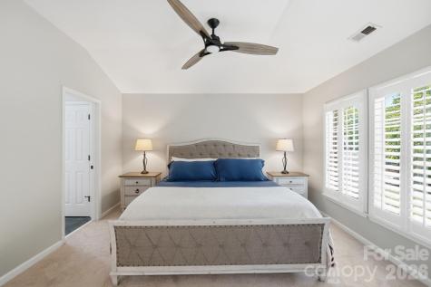 4432 Mountain Cove Drive Charlotte NC 28216