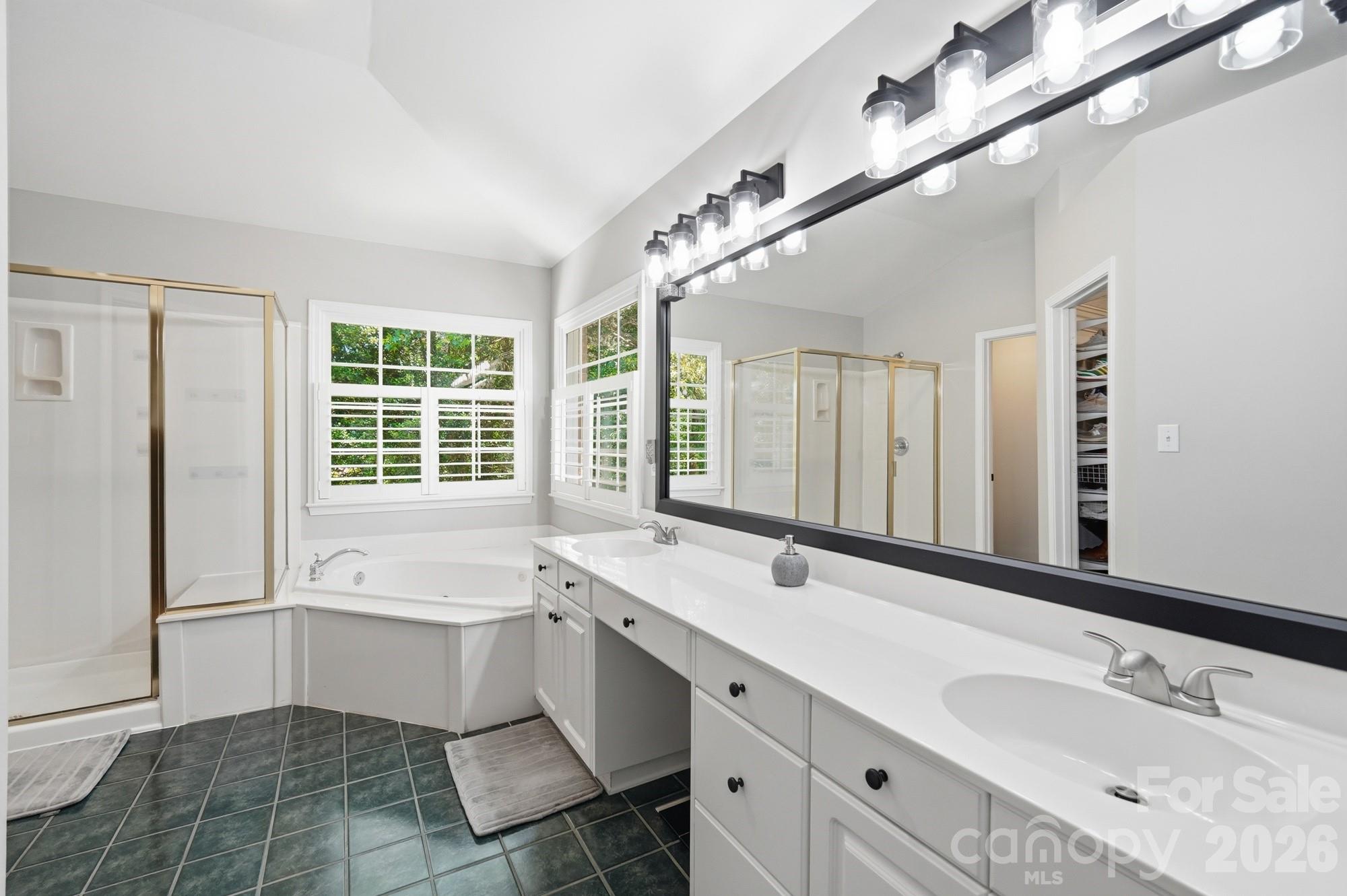 4432 Mountain Cove Drive Charlotte NC 28216